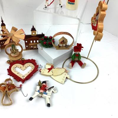 222 Vintage Wooden Dutch & German Ornaments