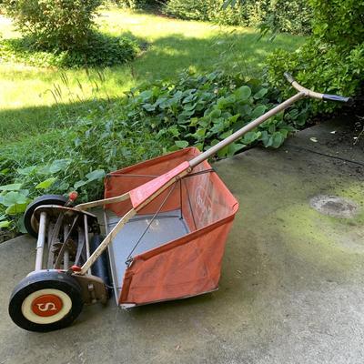 Scotts Silent Rotary Mower