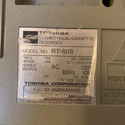 Toshiba Stereo with Cassette Player