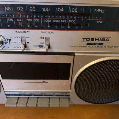 Toshiba Stereo with Cassette Player