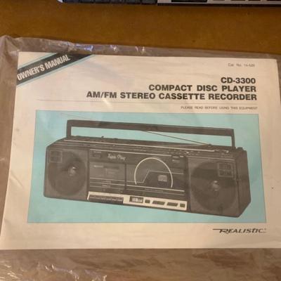 Realistic CD-3300 Stereo with Cassette and CD player