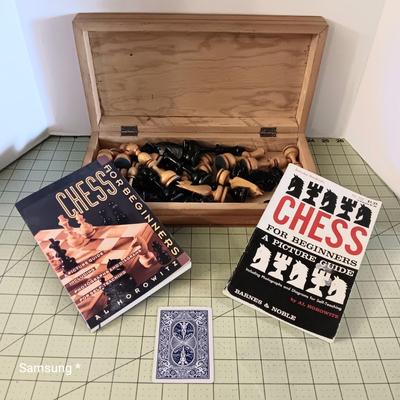 Wooden Chess Set with Chess Books