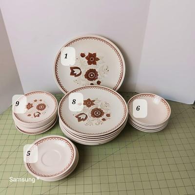 Brown Floral Dishes