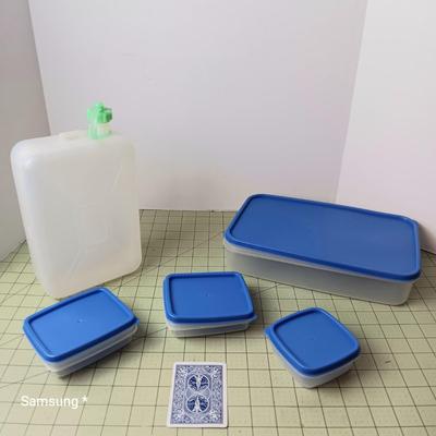 Tupperware and Jug Bundle