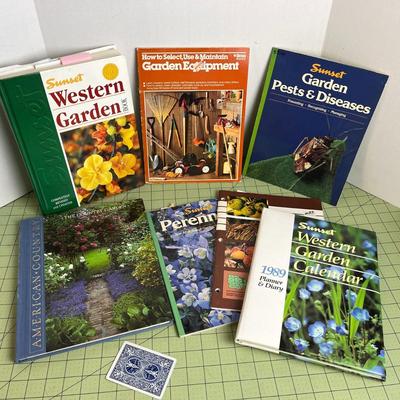 Western Garden Book Bundle