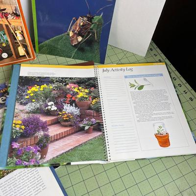 Western Garden Book Bundle