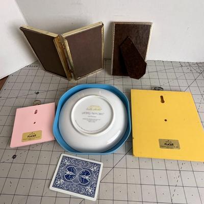 Wall Art and Frame Bundle