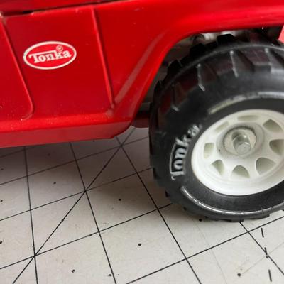 Vintage Tonka Jeep with Boat and Trailer