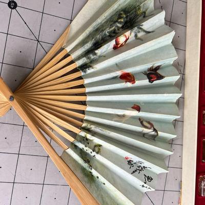 Palette Des Grands Parfums - Mini Perfume Collection and Asian Fan