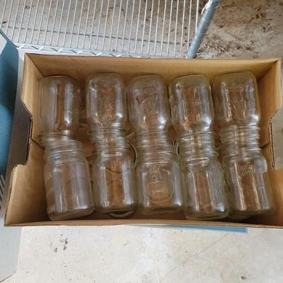 Pint Canning Jars and Canning Books (BG-DW)