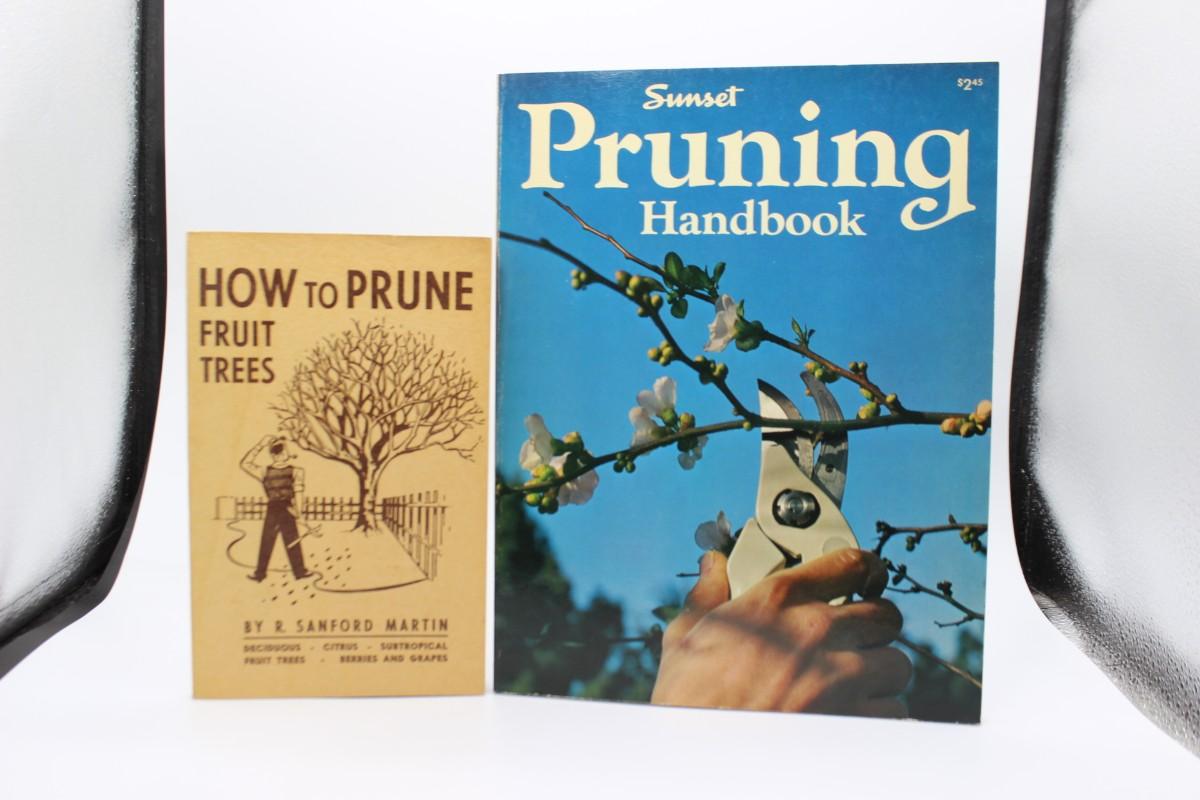 Vintage Pruning Guide Books Sunset Magazine Pruning Handbook & How to