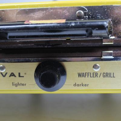 Vintage Yellow Rival Waffler Grill Iron Kitchenware Appliance