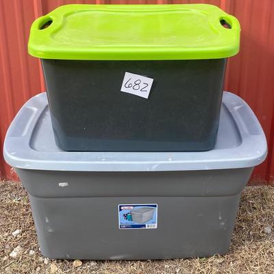 2 Sterilite Totes