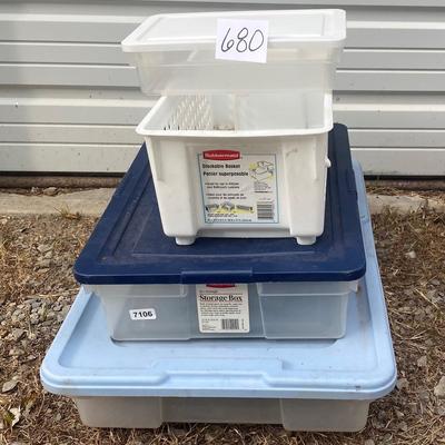Rubbermaid Totes and Bin