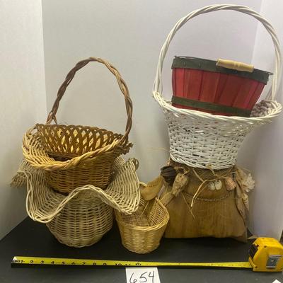 Basket Lot