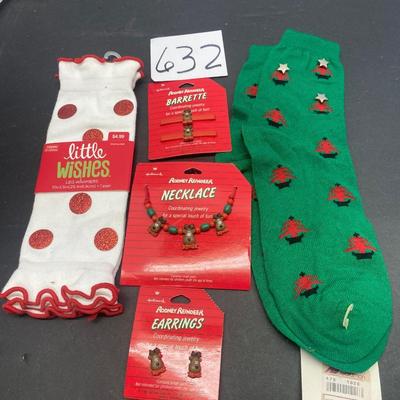 Girlâ€™s Christmas Lot