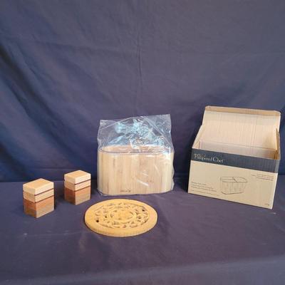 'Natural Aspects' Coasters & Placemats, Pampered Chef Sink Caddy, and More (SR-CE)