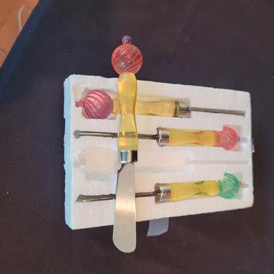 Cheese Spreaders, Trays and More (SR-CE)