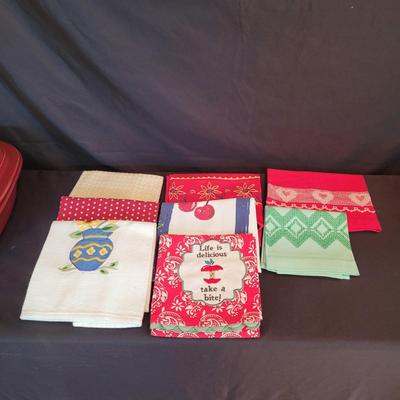 Pampered Chef Stoneware Baking Dish and More (SR-CE)