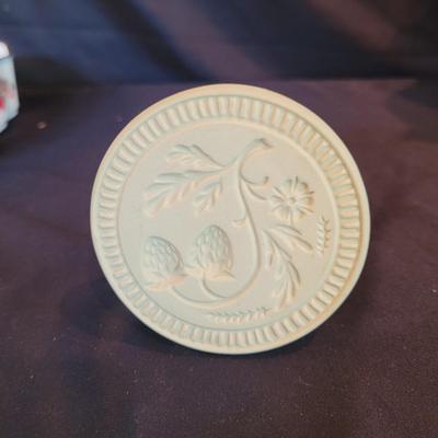 Bone China Strawberry Serveware and More (SR-CE)