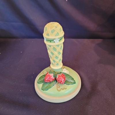 Bone China Strawberry Serveware and More (SR-CE)
