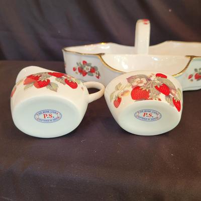 Bone China Strawberry Serveware and More (SR-CE)