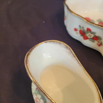 Bone China Strawberry Serveware and More (SR-CE)