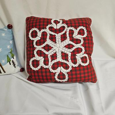 Christmas Pillows by Pottery Barn & More (US-JS)