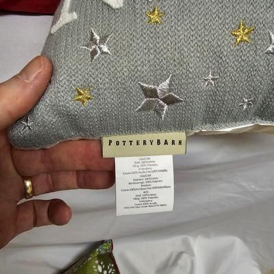 Christmas Pillows by Pottery Barn & More (US-JS)