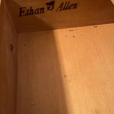 Ethan Allen corner unit 2 piece