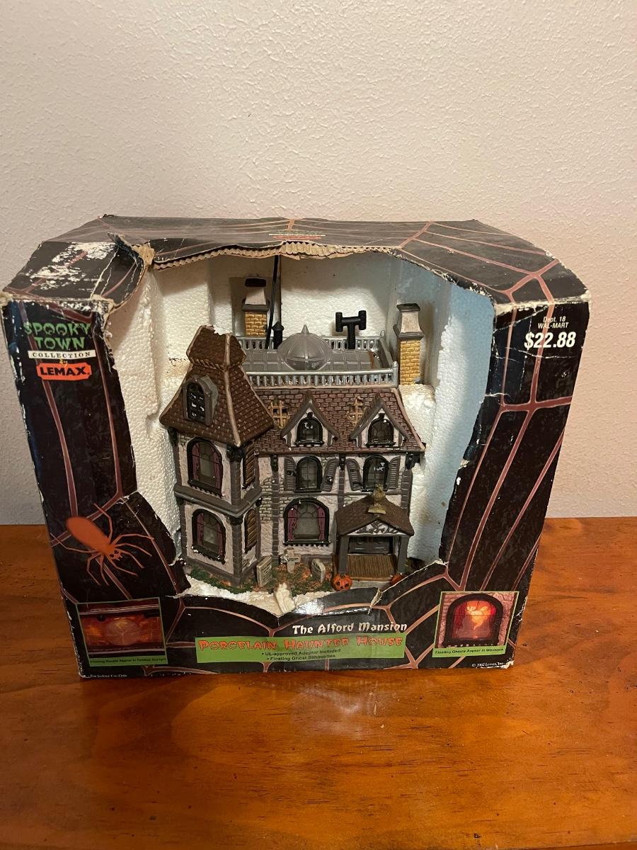 Lemax spooky town the Alford mansion