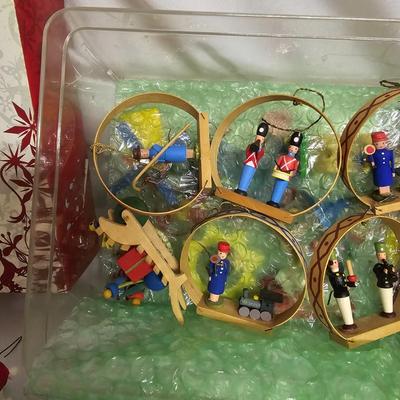 Assorted Christmas Ornaments  (US-JS)