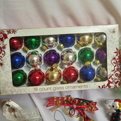 Assorted Christmas Ornaments  (US-JS)