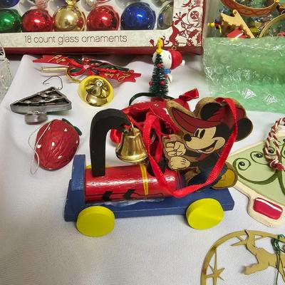 Assorted Christmas Ornaments  (US-JS)