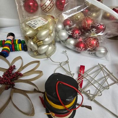 Assorted Christmas Ornaments  (US-JS)