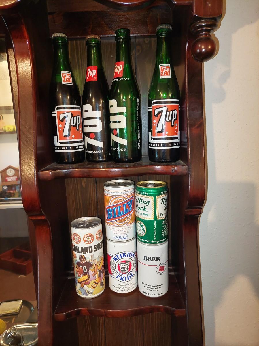 Empty beer cans & 7up bottles