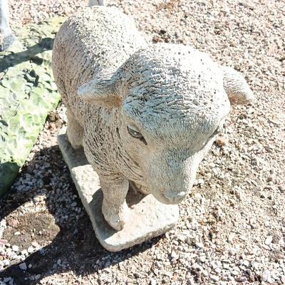 CEMENT YARD ART HORSE AND LAMB