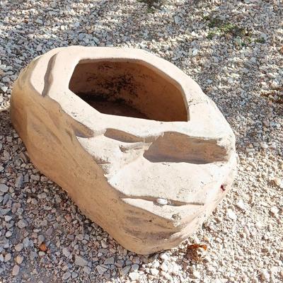 THREE CERAMIC PLANT POTS