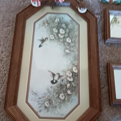 FRAMED BIRD ART WITH SMALL MIRRORS AND JAPAN BOBBLING BIRDS