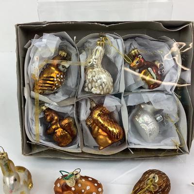 Lot 236 Lot of Vintage Miniature Blown Glass Ornaments