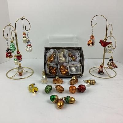 Lot 236 Lot of Vintage Miniature Blown Glass Ornaments