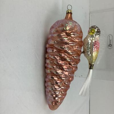 Lot 243. Vintage Hand Blown Glass Ornament â€œ Bird on a Pinecone â€œ