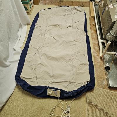 Mainstays Inflatable Mattress  (US-JS)