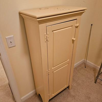 Vintage Style Painted Cabinet  (UB1-JS)