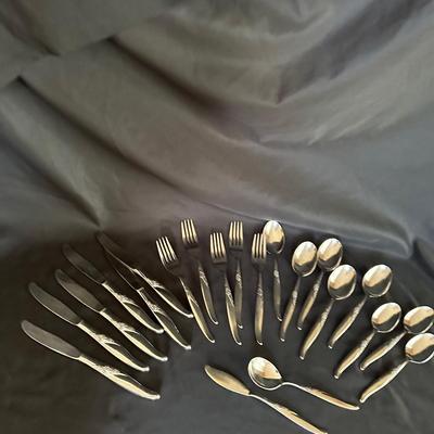 Two Oneida Flatware Sets (K-CE)