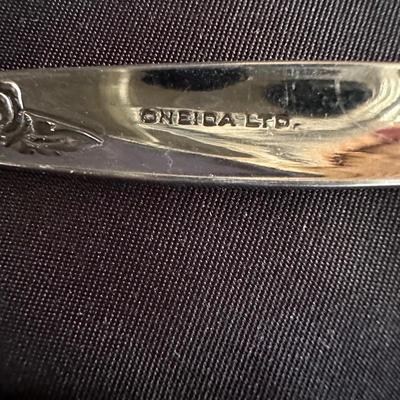 Two Oneida Flatware Sets (K-CE)