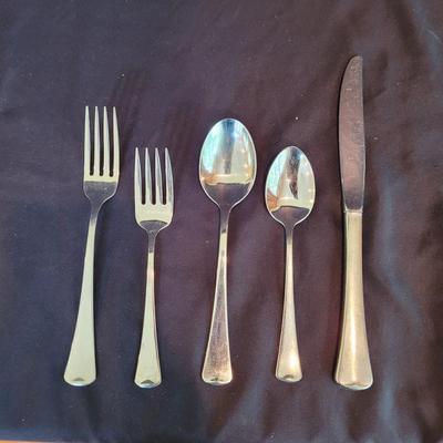 Two Oneida Flatware Sets (K-CE)