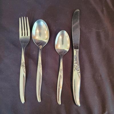 Two Oneida Flatware Sets (K-CE)