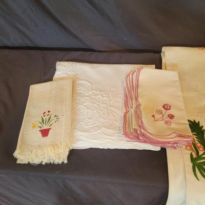 Table Linens, Placemats and More (K-CE)