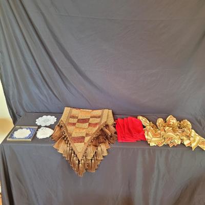 Table Linens, Placemats and More (K-CE)